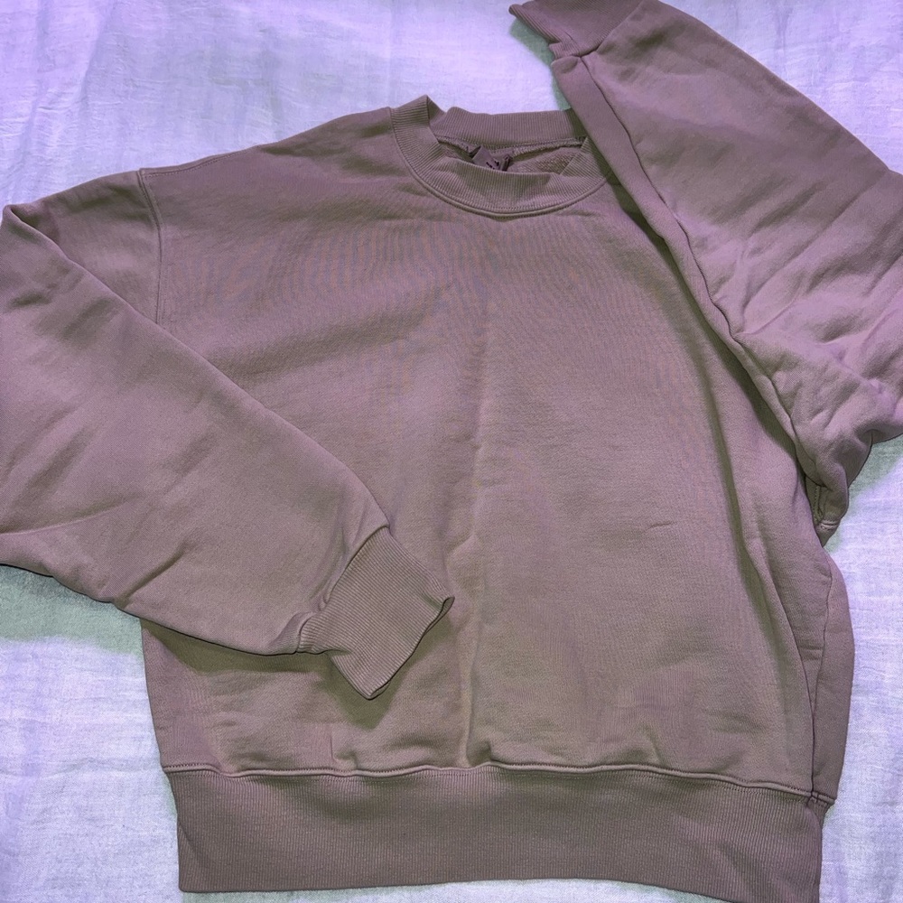 Skims Sweatshirt